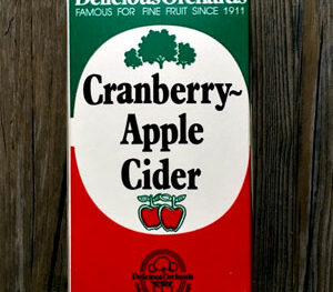 Delicious Orchards CranApple Cider - 1/2 Gallon