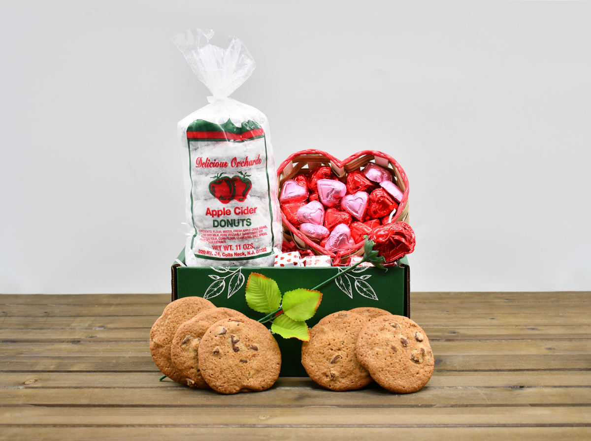Heartfelt Sweets Gift Box (Powdered)