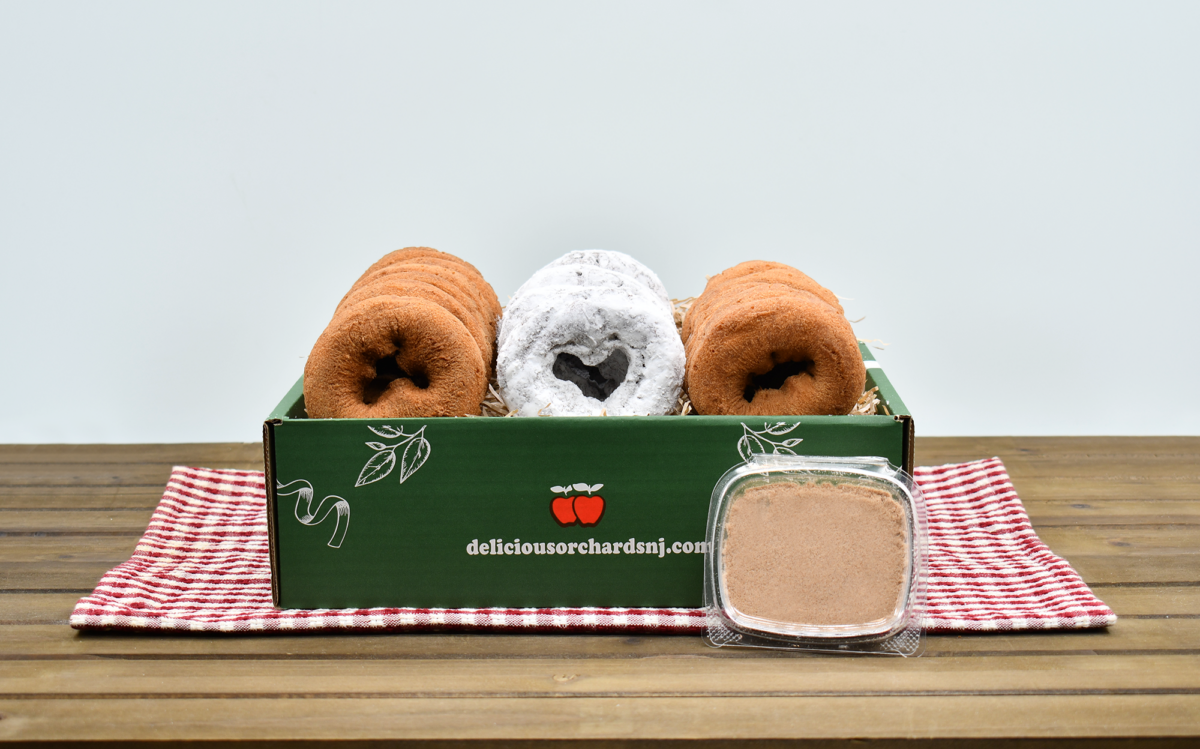 12 Plain & 6 Powdered Donuts w/ Cinnamon Kit