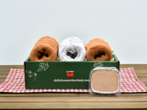12 Plain & 6 Powdered Donuts w/ Cinnamon Kit