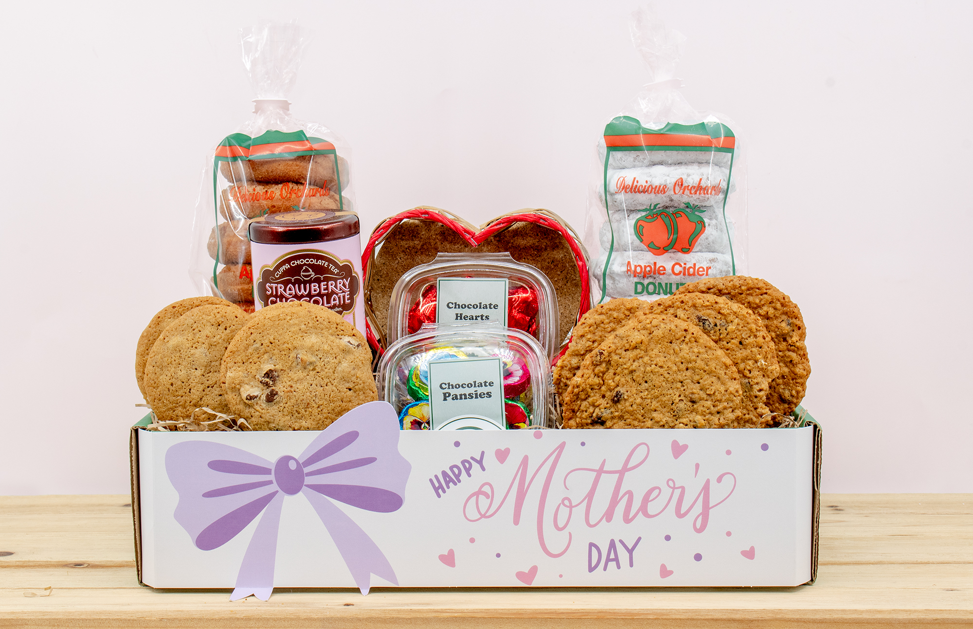 Deluxe Mother's Day Gift Box (D & C)