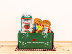 Thanksgiving Gift Box (Powdered Donuts)